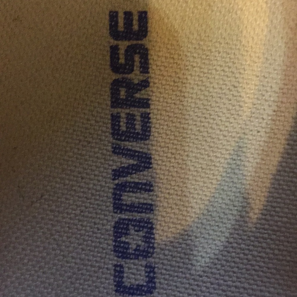 Converse - Picture 4 of 4